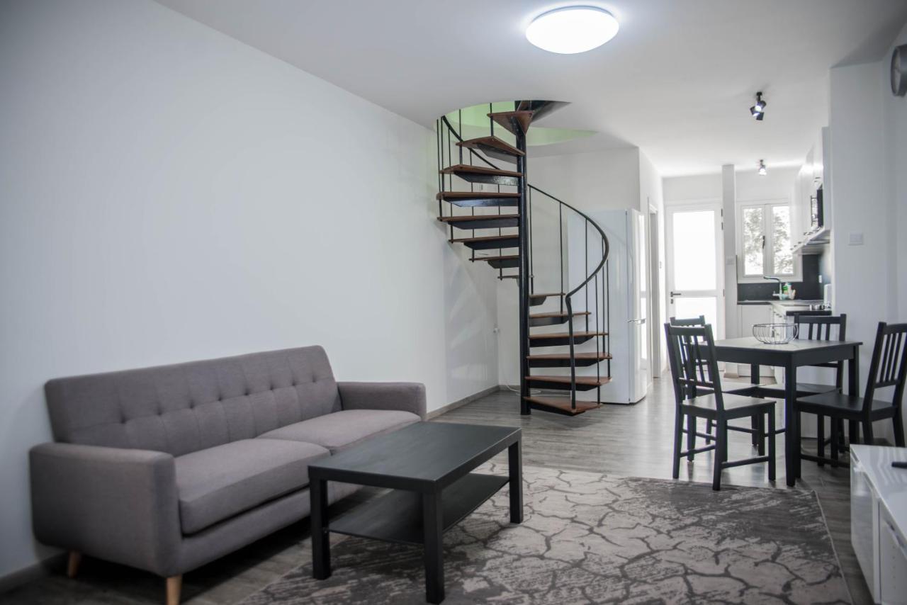 Amazing Maisonette Next To Harbour Of Paphos Cy Bagian luar foto